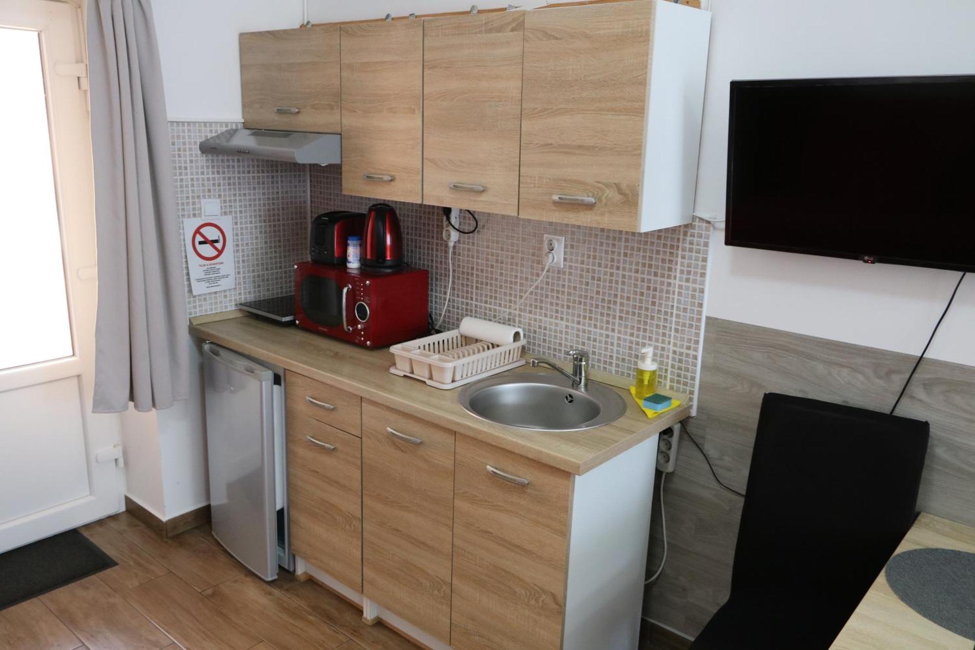 Hortobagyi Kemences Vendeghaz Appartement Buitenkant foto