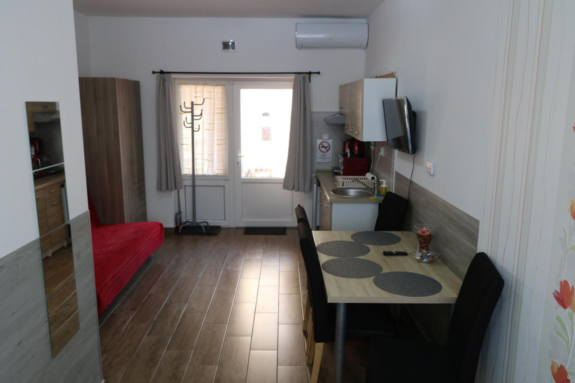 Hortobagyi Kemences Vendeghaz Appartement Buitenkant foto